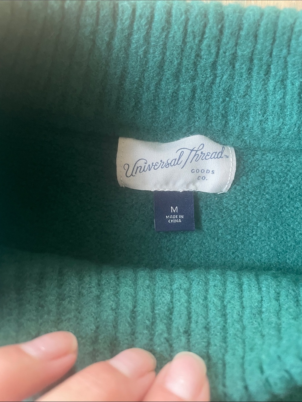 Universal Thread Alpine Hotel 'Top of the World' Green Crewneck Holiday Sweater - Picture 6 of 7